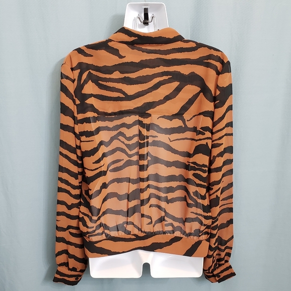 NWT AllSaints Adeliza Zephyr Button Down Animal Print Long Sleeve Blouse Size M - Picture 8 of 11